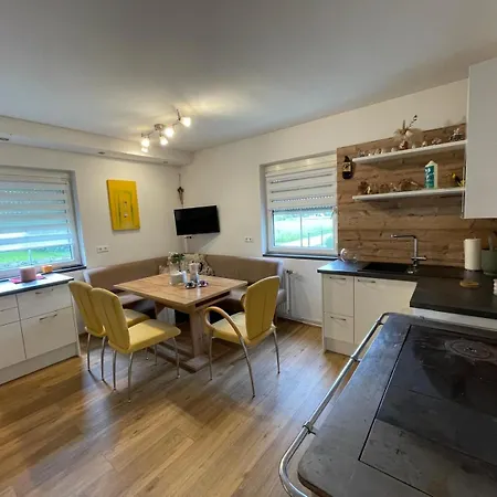 Globasnitzer Am Fusse Der Petzen بيت للعطل