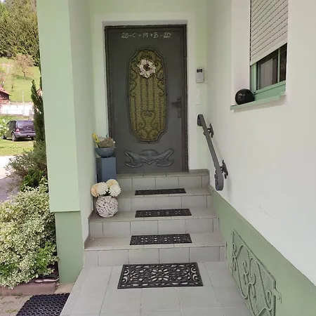 Globasnitzer Am Fusse Der Petzen بيت للعطل Globasnitz